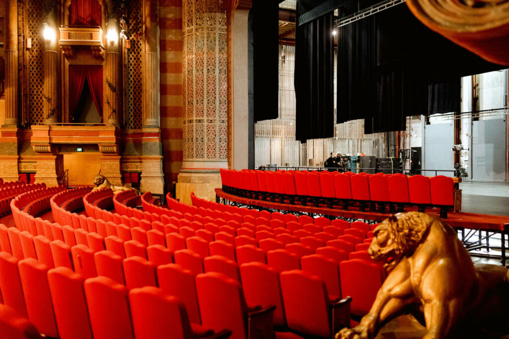 Mcgrath Industries Kiri Te Kanawa Elevating Theatre Stage (18)